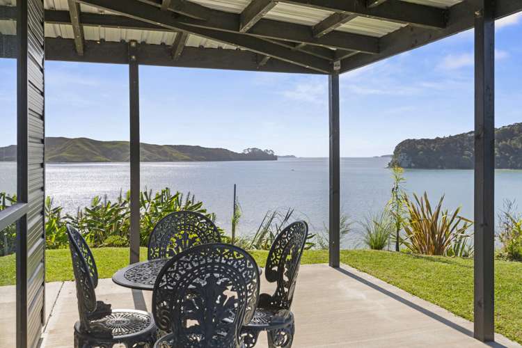 1213 Te Waitere Road Taharoa_14