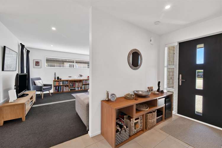 16 Whitau Place_5