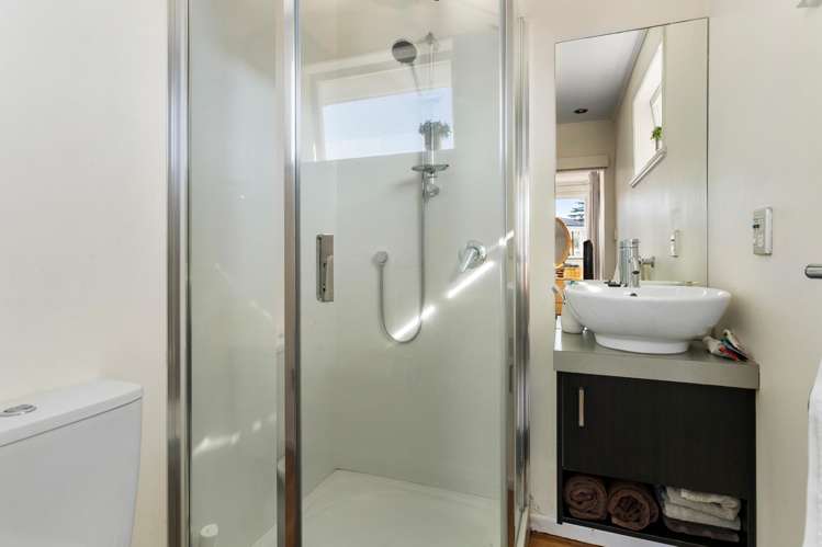 1/29 Seine Road Forrest Hill_8