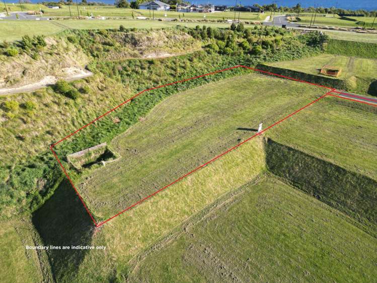 8 Otaketake Drive Kinloch_3