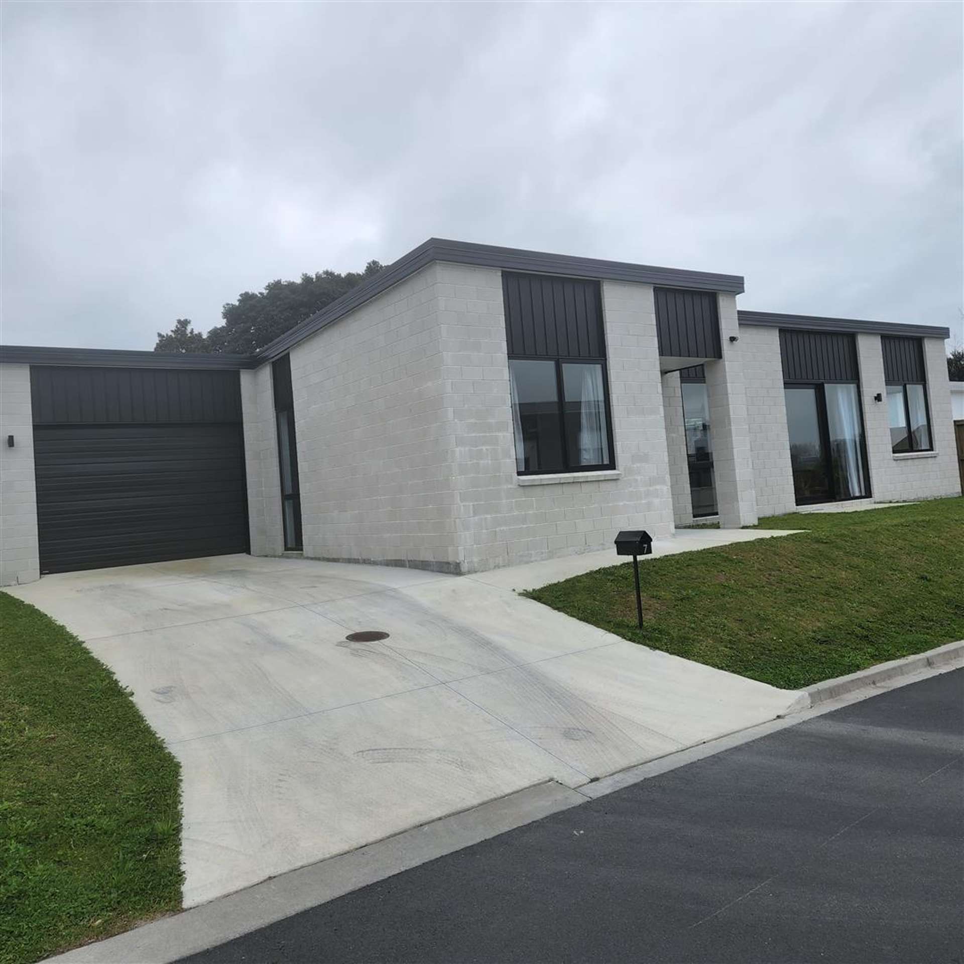 7 Queen Palms Road Te Puke_0