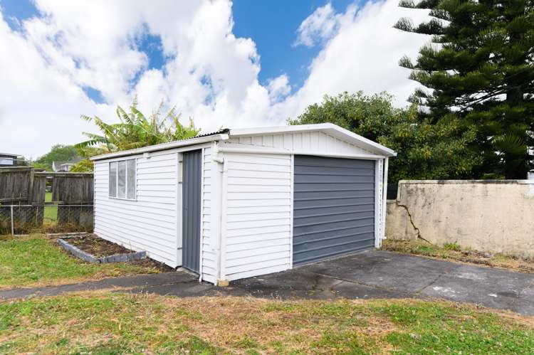 2 Rosamund Avenue New Windsor_11