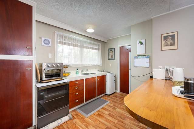 7 Holden Avenue Haumoana_1