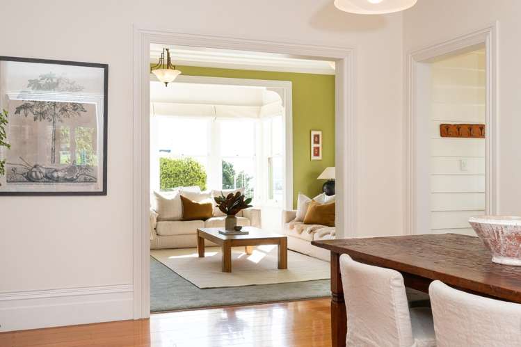 119 Chaucer Road North_3