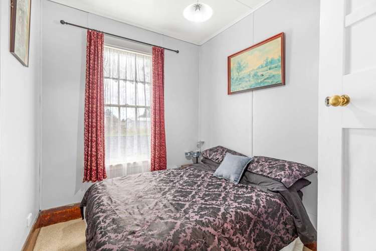 6 and 8 Princess Street Marton_7