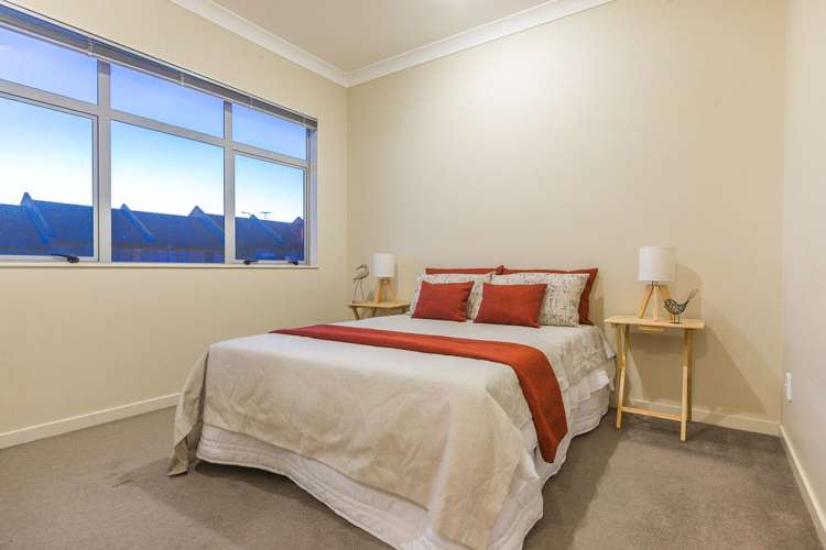 29 Manchester Drive Flat Bush_16