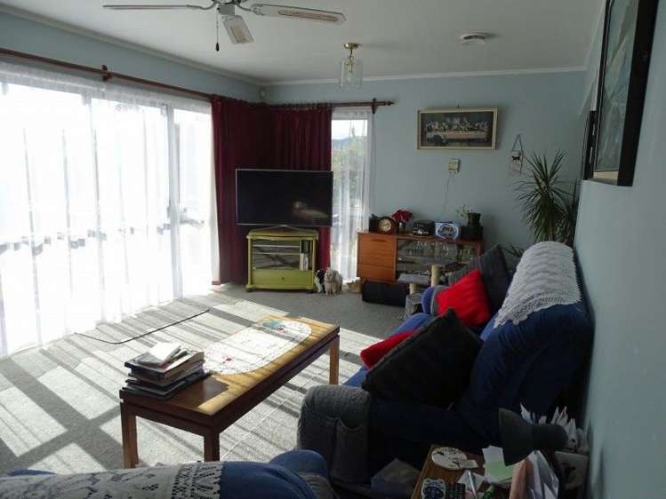 24 Waimarei Avenue Paeroa_4