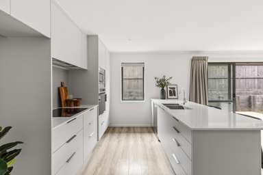 87 Cobham Drive_4