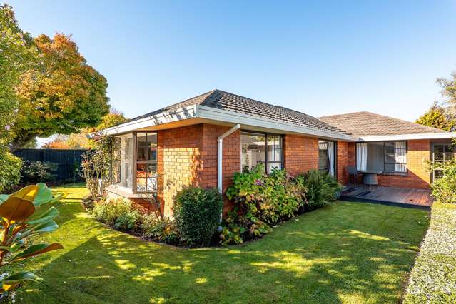 Effortless living, excellent location