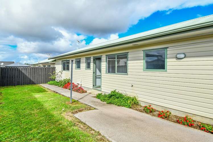 11b School Road Tuakau_1