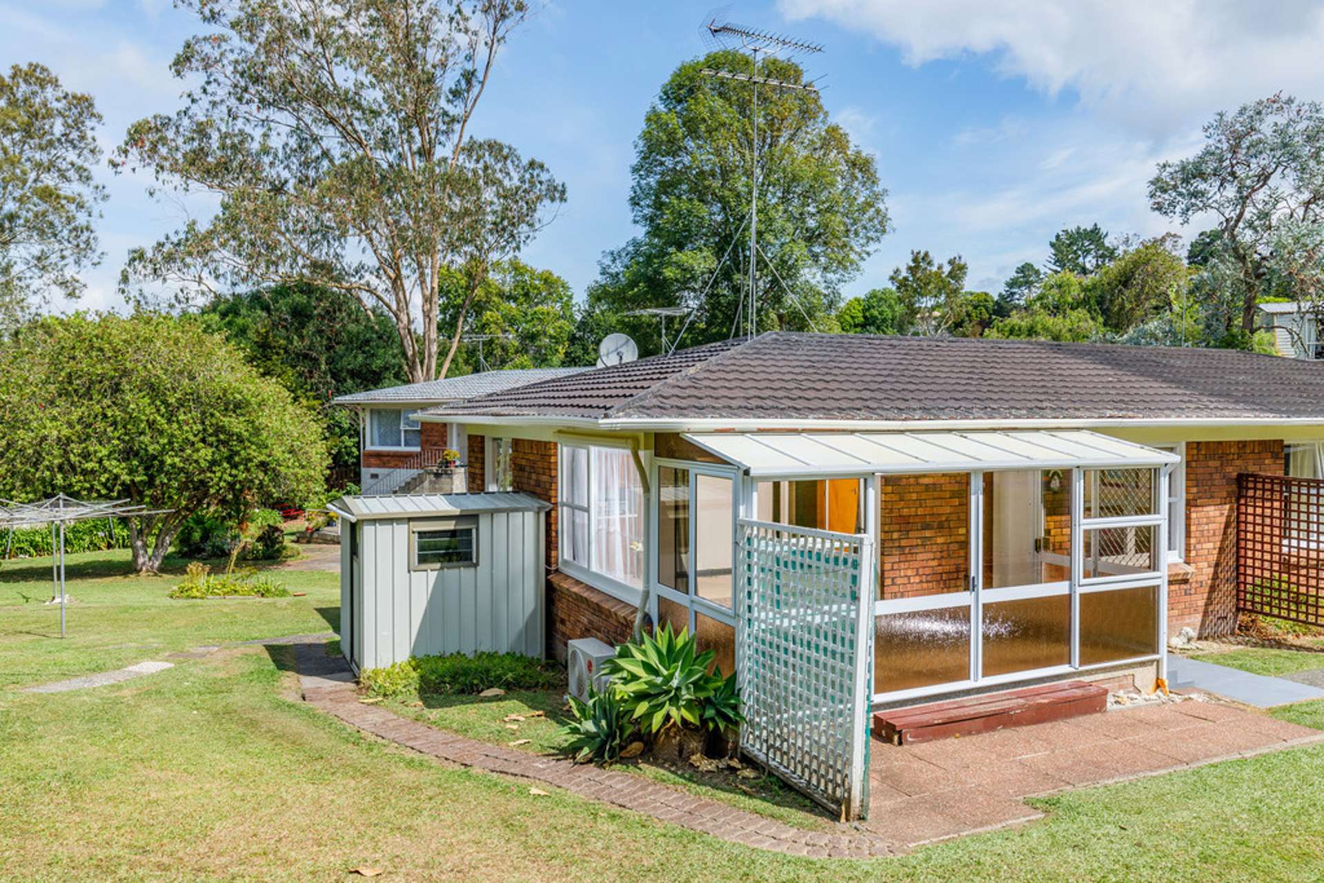 2/53 Ayton Drive Totara Vale_0