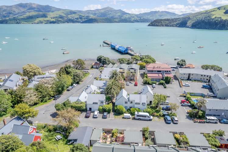 4j Aubrey Street Akaroa_18