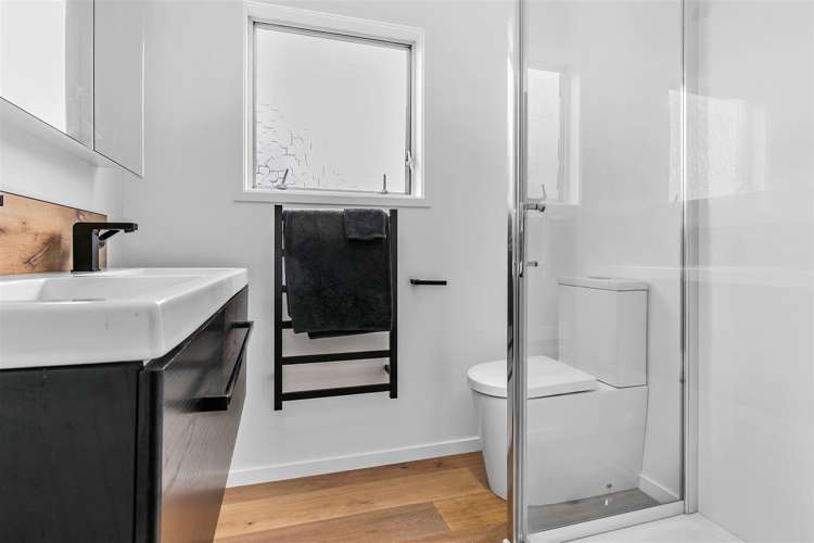 2/49 Tramway Road Beach Haven_5