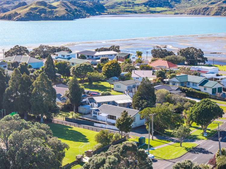 42B Wallis Street Raglan_18