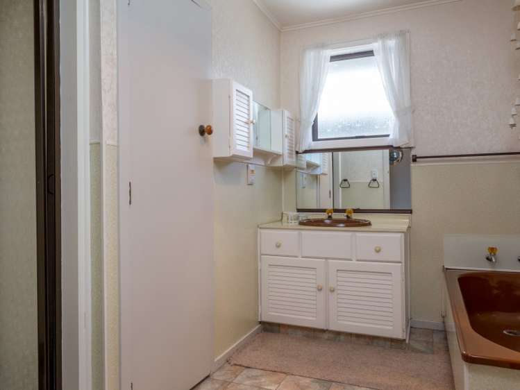 26 Burden Street Redwoodtown_10