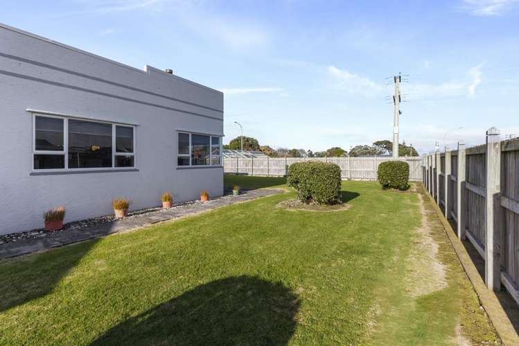 17 Tasman Street Opunake_21