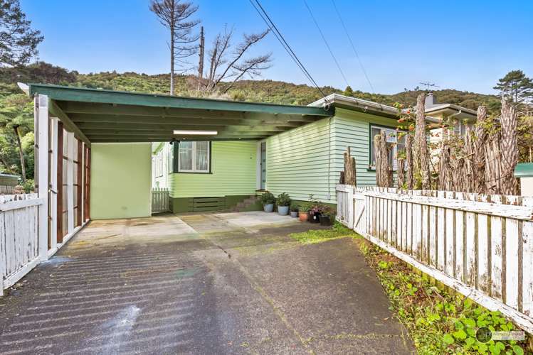 23 Sunny Grove Wainuiomata_21