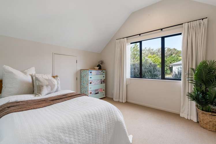 14 Carmichael Street Johnsonville_13
