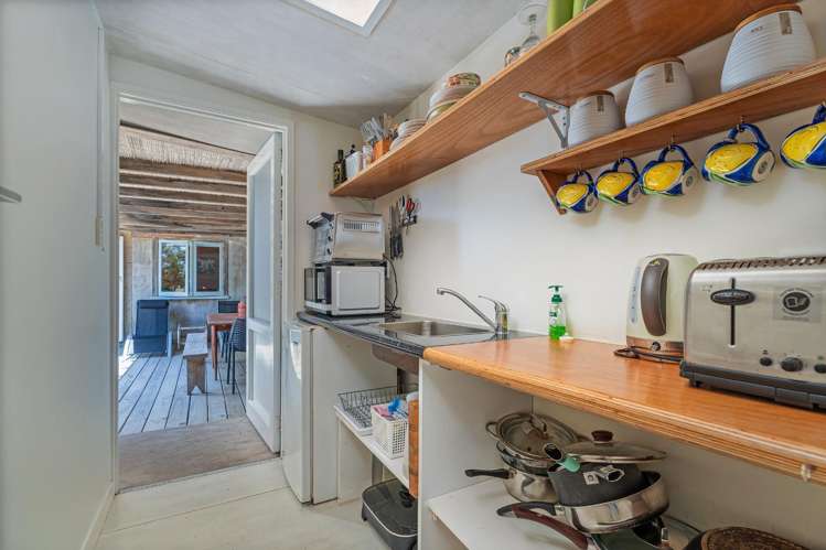 359 Tangiora Avenue Whangapoua_11