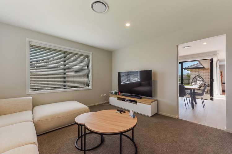 33 Woodley Road Richmond_11