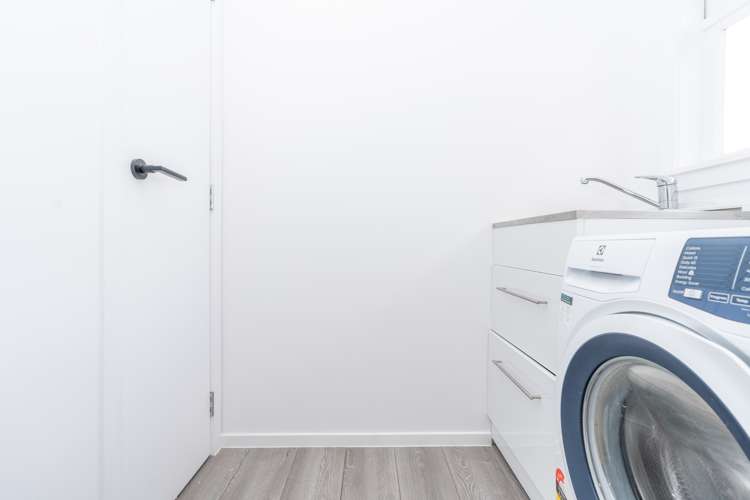 8b Lee Place Bader_14