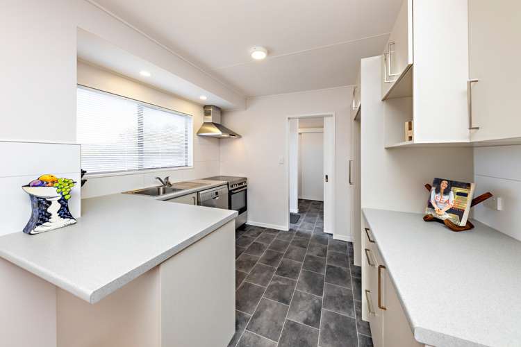 28 Seaward Place Wattle Downs_3