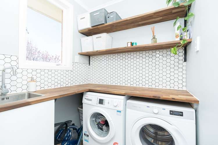 33 Garden Heights Avenue Glenview_15