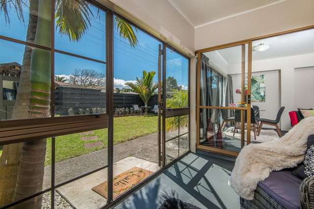 1/56 Ferndale Road Mount Wellington_1