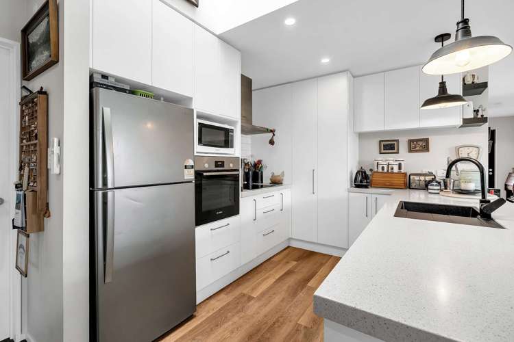 24 Shrimpton Ave Woodend_6