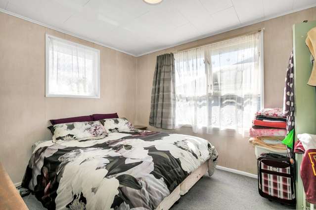 6 Emerson Road Clover Park_4