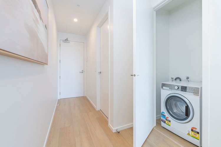 105/2B Te Ara Taurapa Point Chevalier_6
