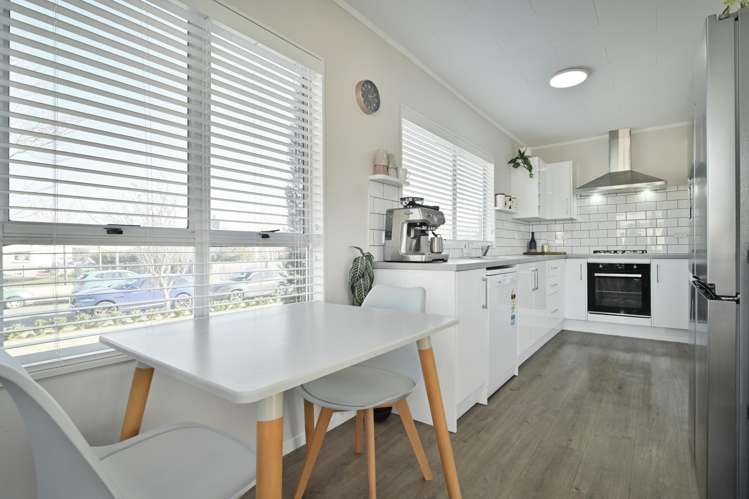 32 Ardrossan Avenue Flaxmere_6