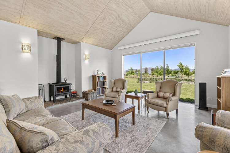 18 Partridge Road Hawea Flat_9