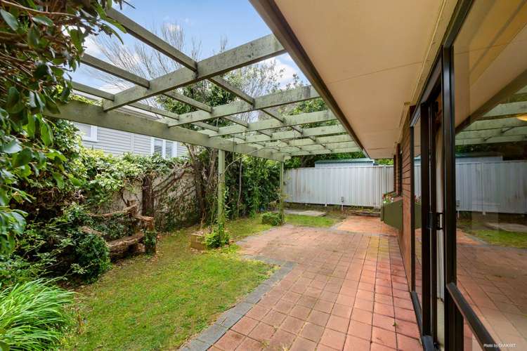 1/20a Old Lake Road Narrow Neck_2