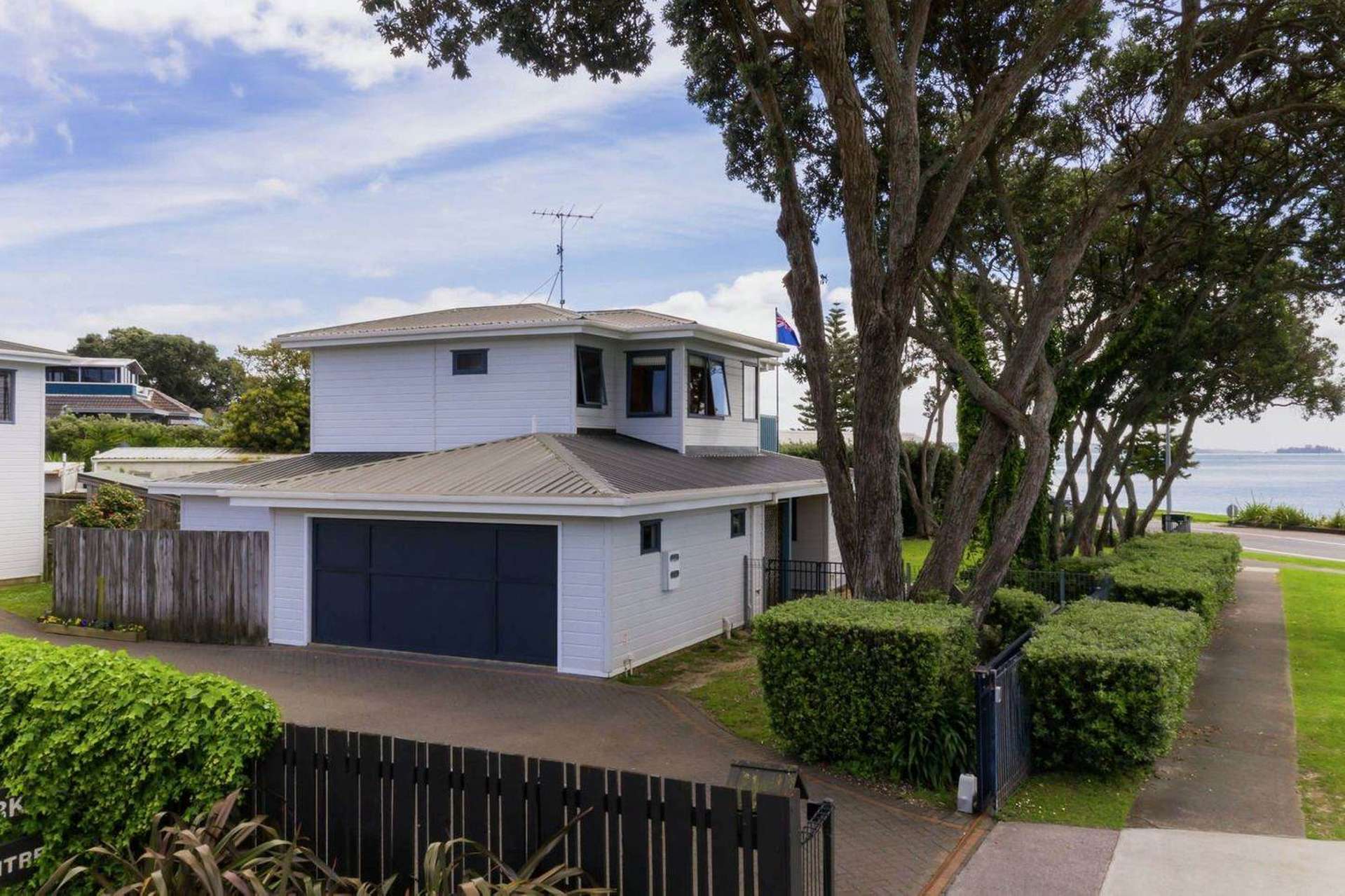 33 The Esplanade Eastern Beach_0