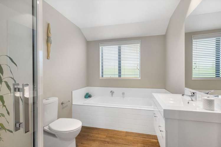 11 Colebrook Drive 11103_12