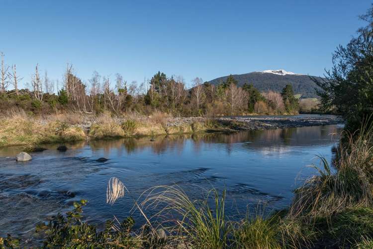 2/217 Taupahi Road Turangi_27