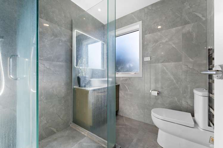 24 Glendene Avenue Glendene_21