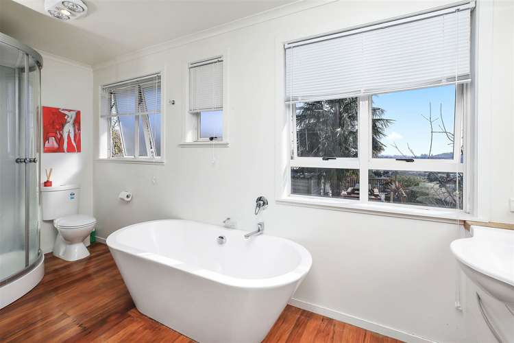 1 Olga Street Paeroa_10