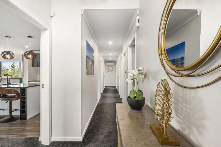 152 Endeavour Drive Whitby_15