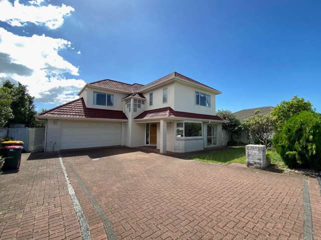 Cantora Ave, Fantastic Location