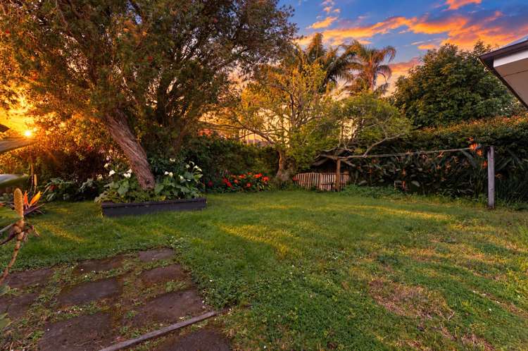 232 Lake Road Hauraki_22