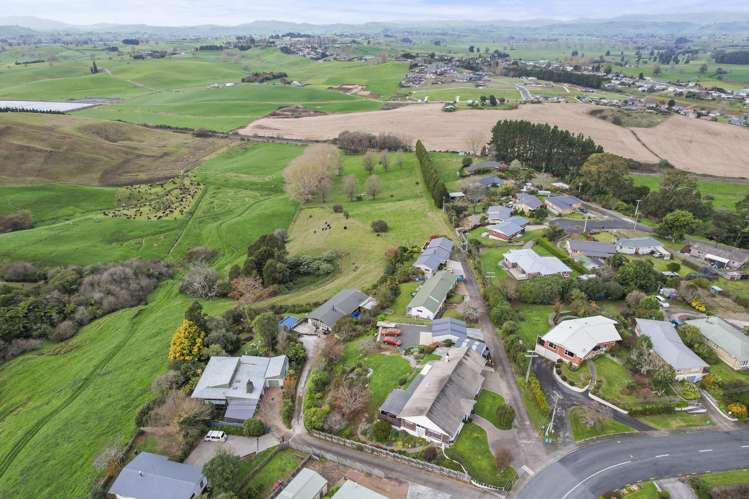 95 Mountain View Road_2