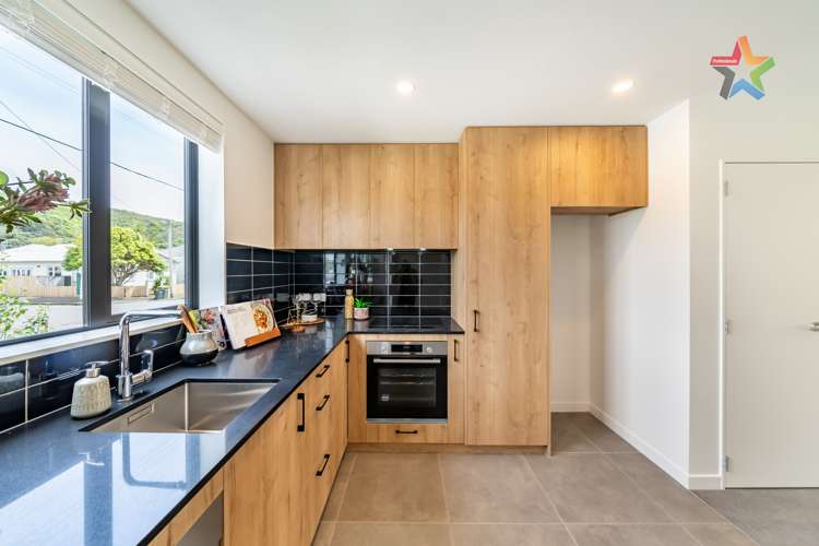 5/130 Richmond Street Petone_9