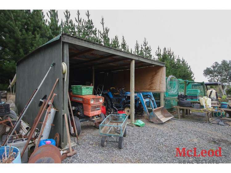 1742 Grahams Road Eiffelton_14