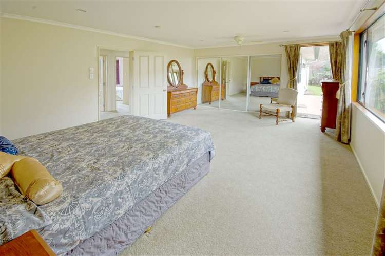 5 Piper Lane Beckenham_13