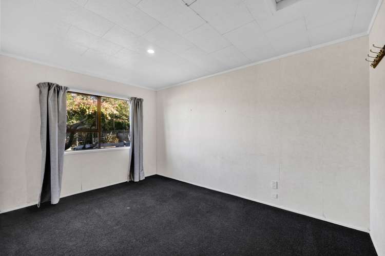 7 Swansea Road Stratford_15