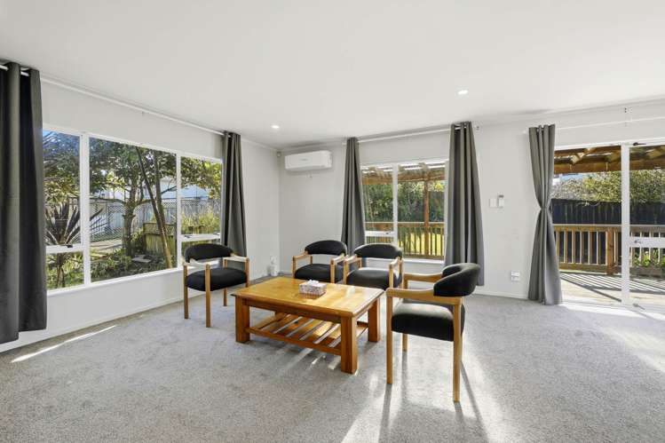 115 Athena Drive Totara Vale_31
