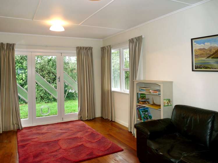 209 Whitby Road Wakefield_9