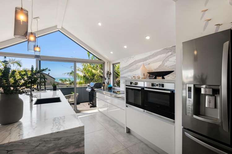 231A Oceanbeach Road Mt Maunganui_16